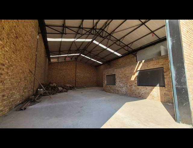 414M² WAREHOUSE FOR SALE IN BARTLETT